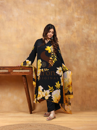 Ebony & Gold Crepe Suit - Stitched
