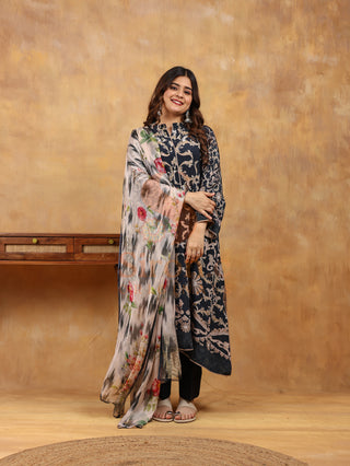 Black with Paisley Crepe Suit- Digitally Printed -Stitched