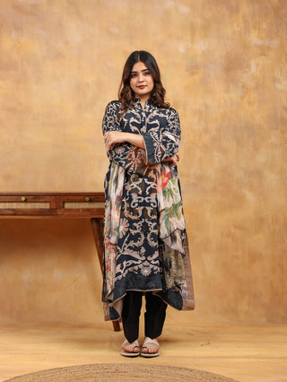 Black with Paisley Crepe Suit- Digitally Printed -Stitched