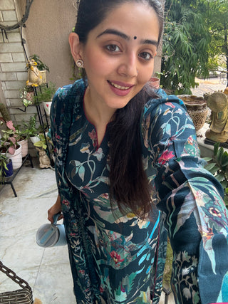 Ferozi Khwab Crepe Suit in Blue