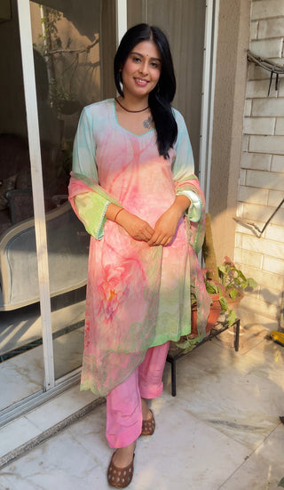 Cassata Crush Crepe Suit in Pink