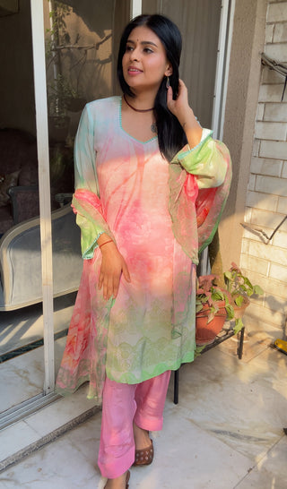 Cassata Crush Crepe Suit in Pink