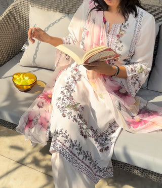 Mogra Mehak Crepe Suit in White- Stitched