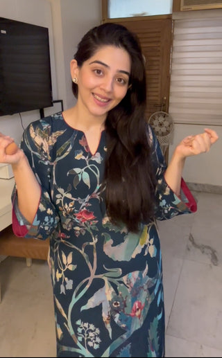 Ferozi Khwab Crepe Suit in Blue