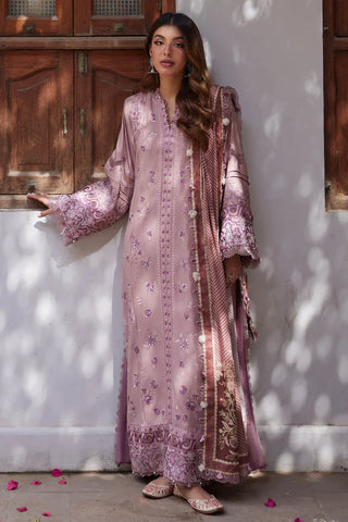 Zaha Winter Collection: Narah Khaddar Embroidered Suit in Blush Pink