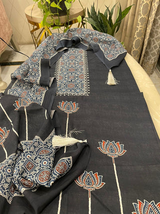 Ajrakh Printed Soft Muslin Suit