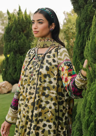 Wonders Green and Black Lawn Suit- Elaf Prints Collection 2024